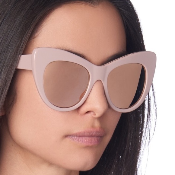 Stella McCartney Accessories - Stella McCartney Falabella Cat-eye sunglasses